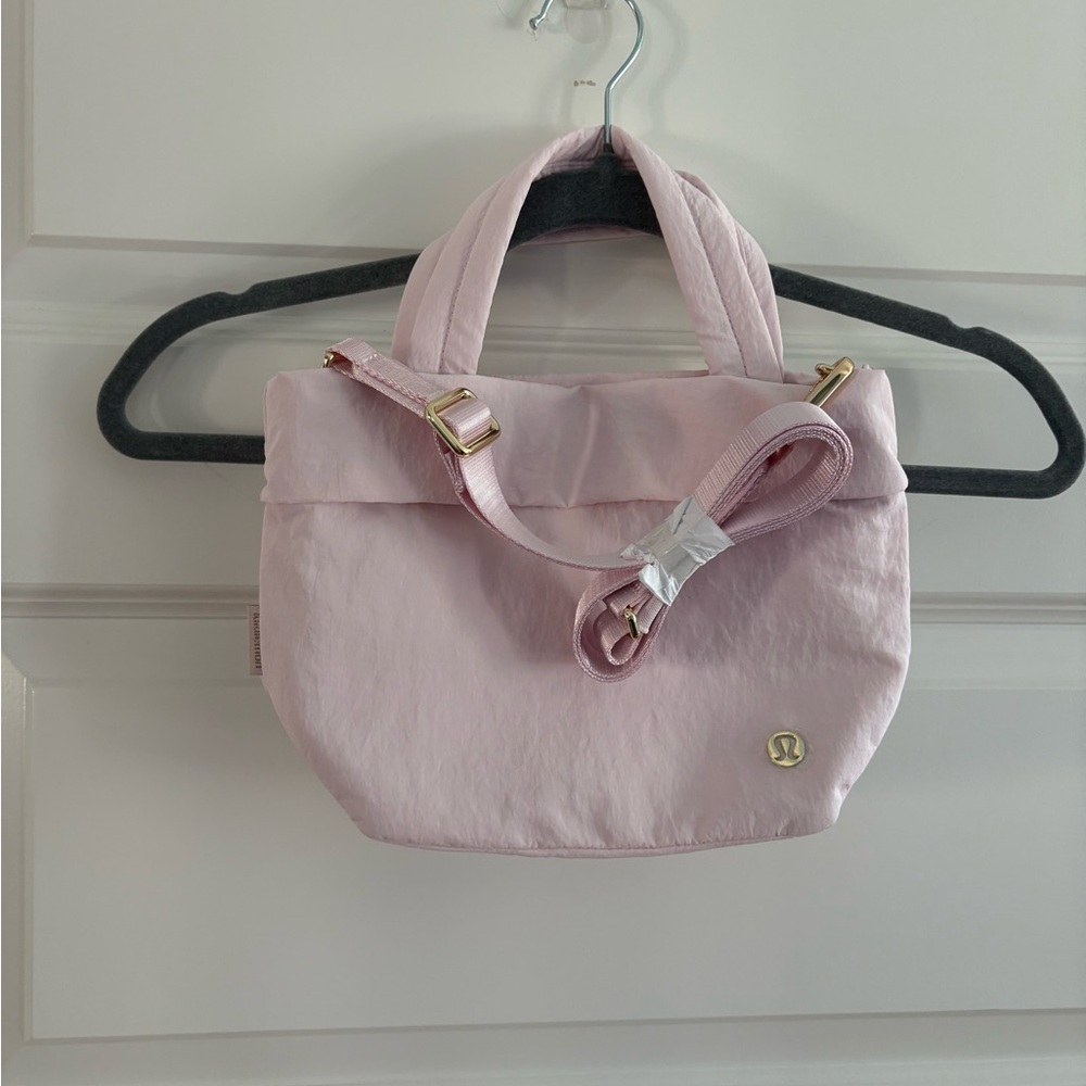 Lululemon On My Level Small Tote